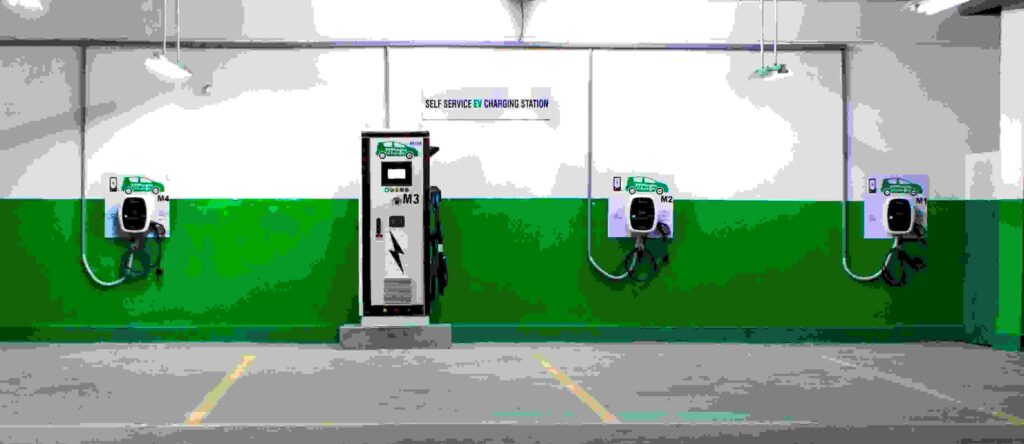 cost to install a public electric vehicle charging station