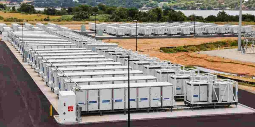 Recipe for a reliable Texas grid: A gas plant plus 22,000 batteries and backup fuel Recipe for a reliable Texas grid A gas plant plus 22,000 batteries and backup fuel